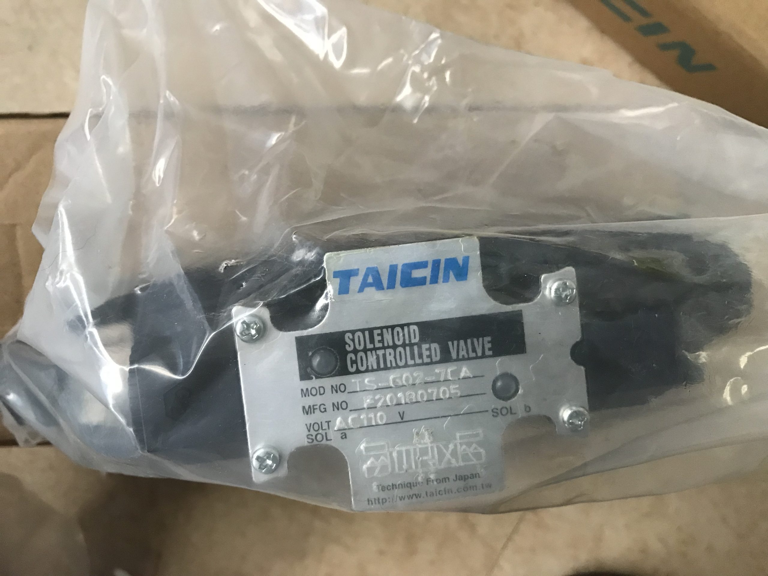 派克数显压力表在工业测量中的数据读取与监测价值配图