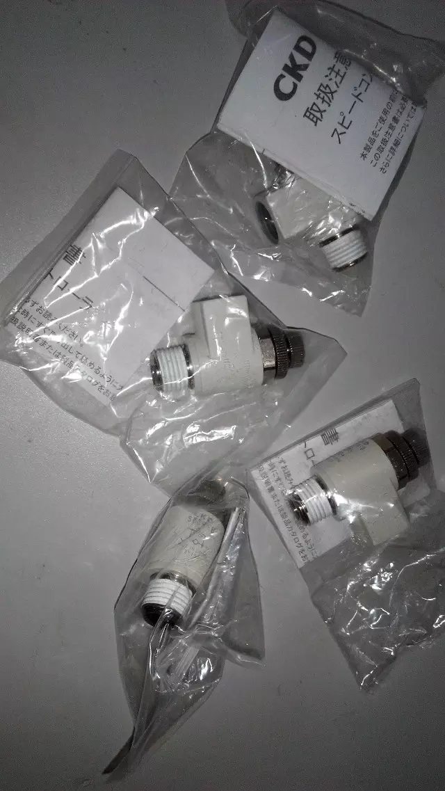 WIKI数显压力表和传统压力表怎么选?从读数方式到应用场景对比配图