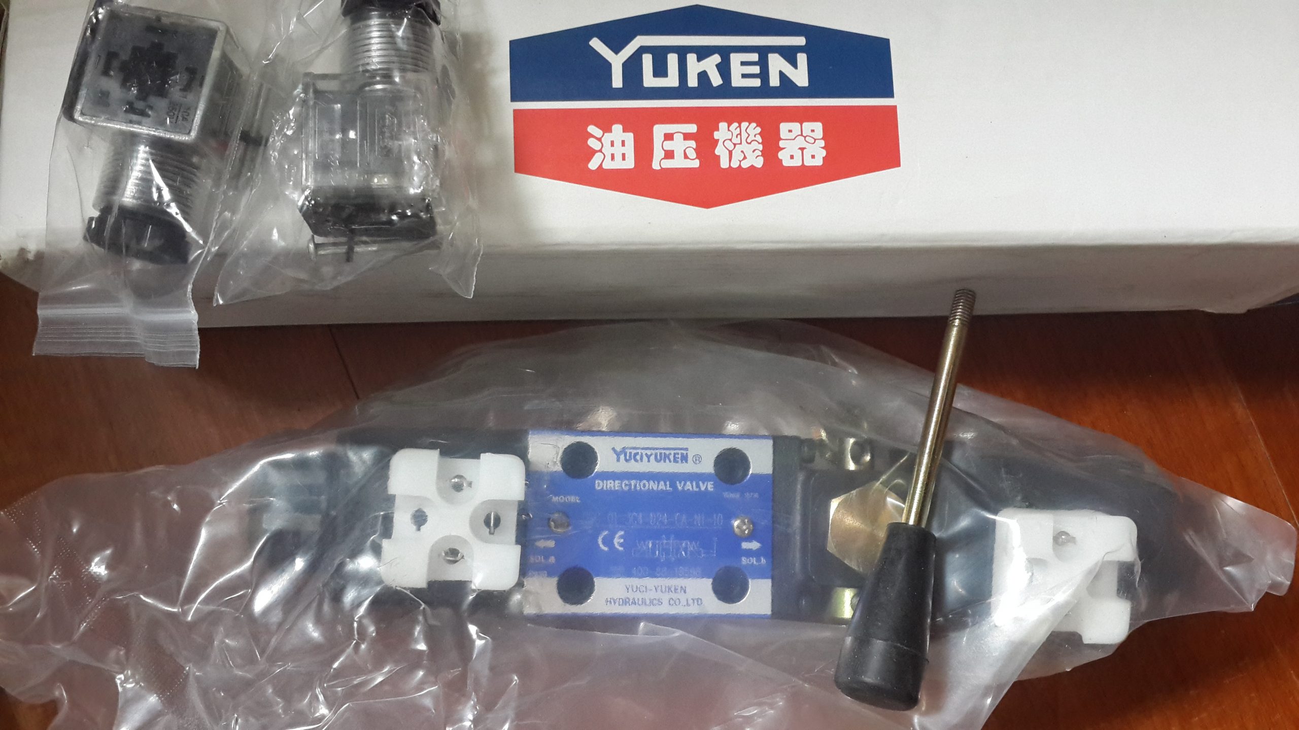 旧嘉刚液压缸修复与更换如何取舍?损伤程度、配件供应和停机需求是判断依据配图