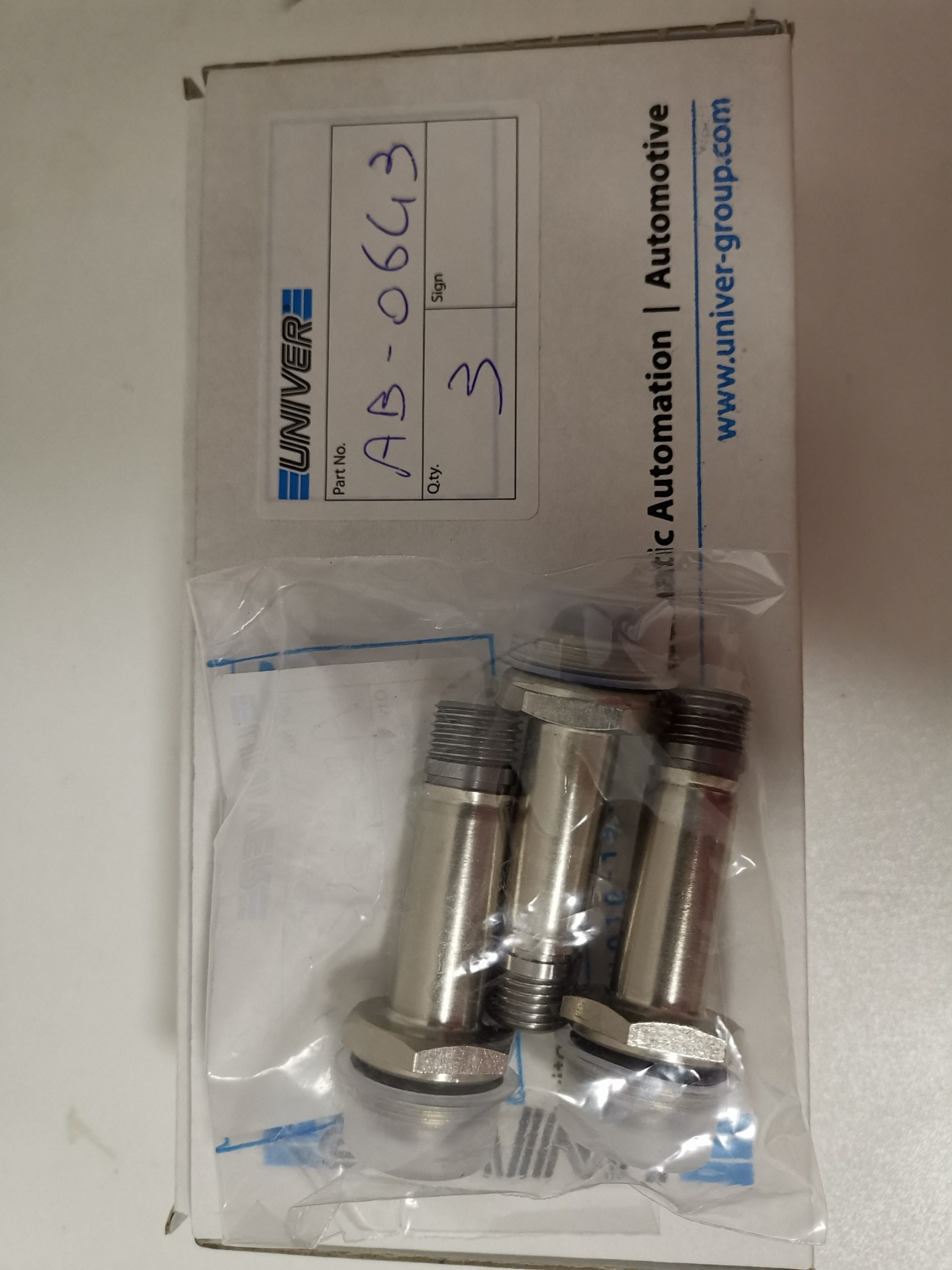 嘉刚双向液压缸在机械性能优化中的应用价值配图