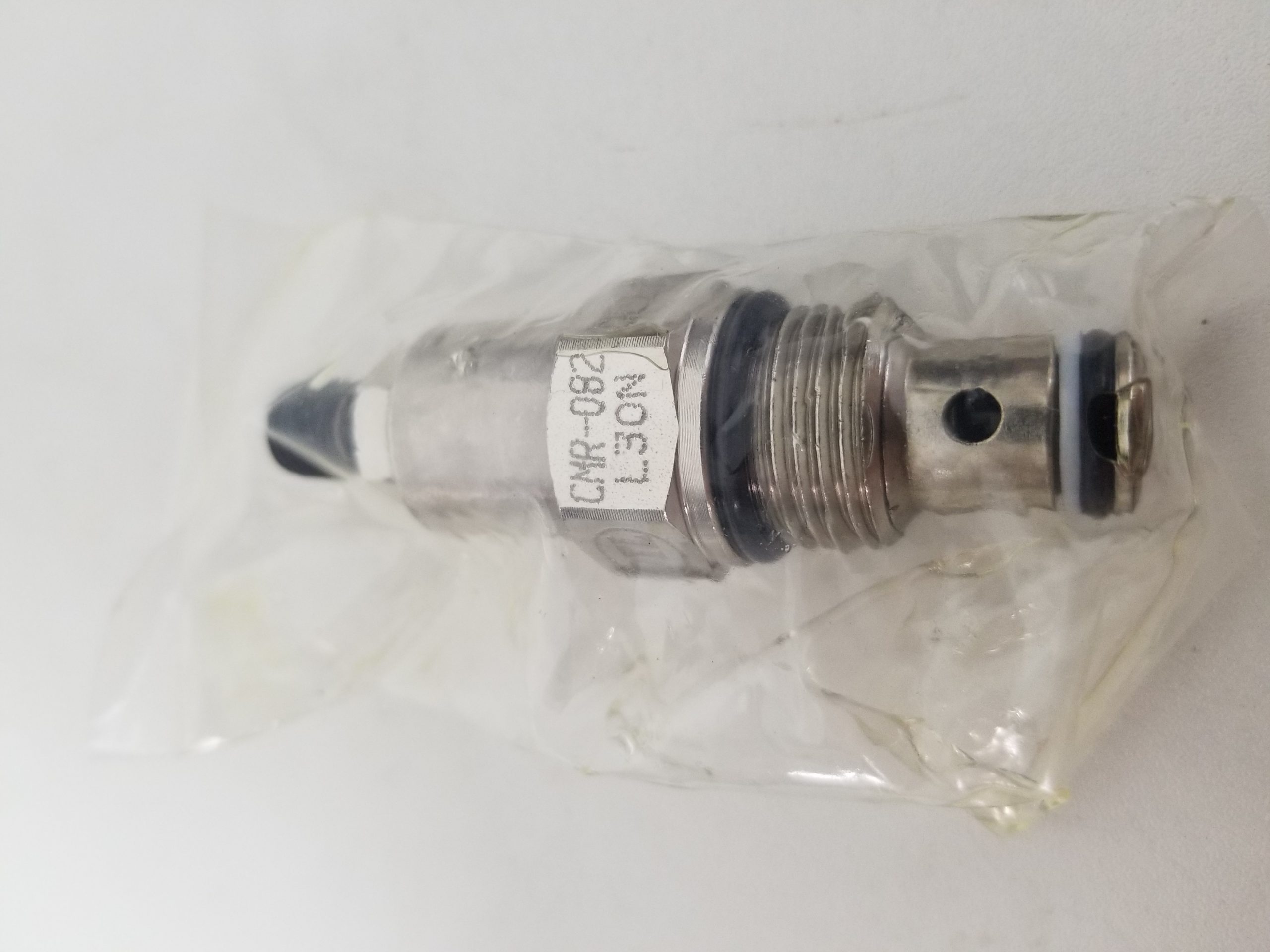 嘉刚双向液压缸在机械性能优化中的应用价值配图