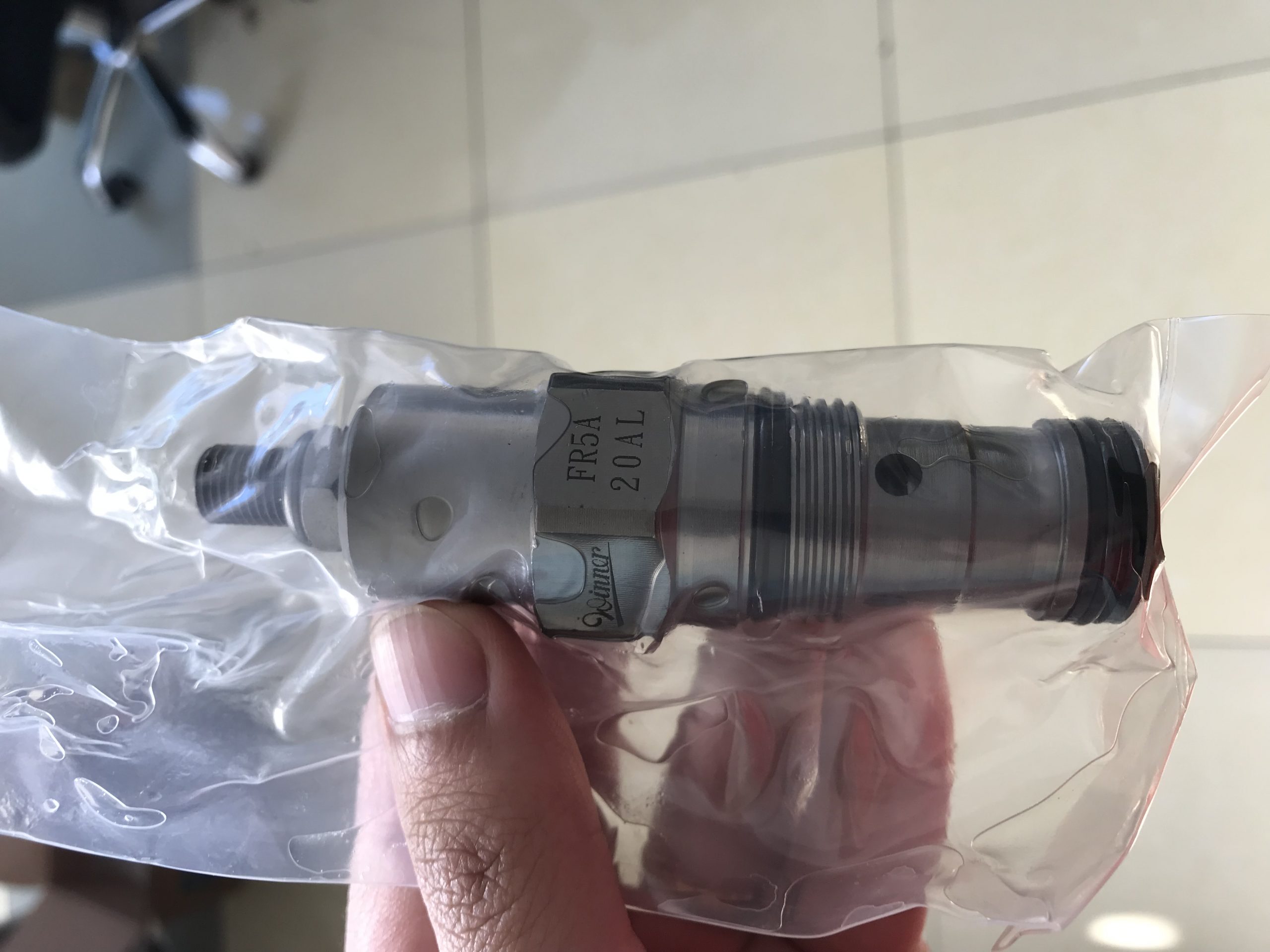 新州疫情后液压系统复工,4WE系列电磁换向阀的应用选择配图