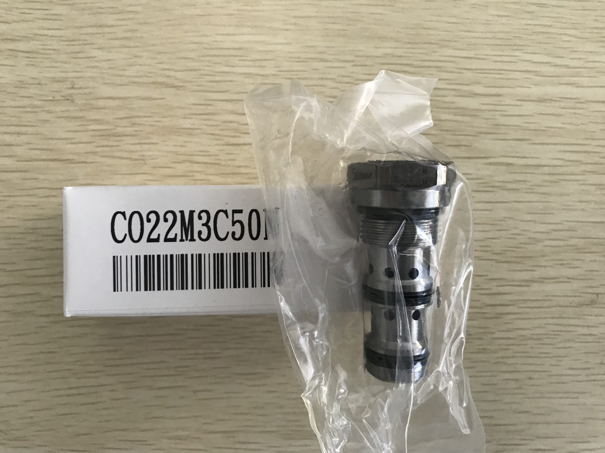 液压系统选型中,HYDROMAX插装式单向阀的压力、流量、连接尺寸与安装参数核对配图