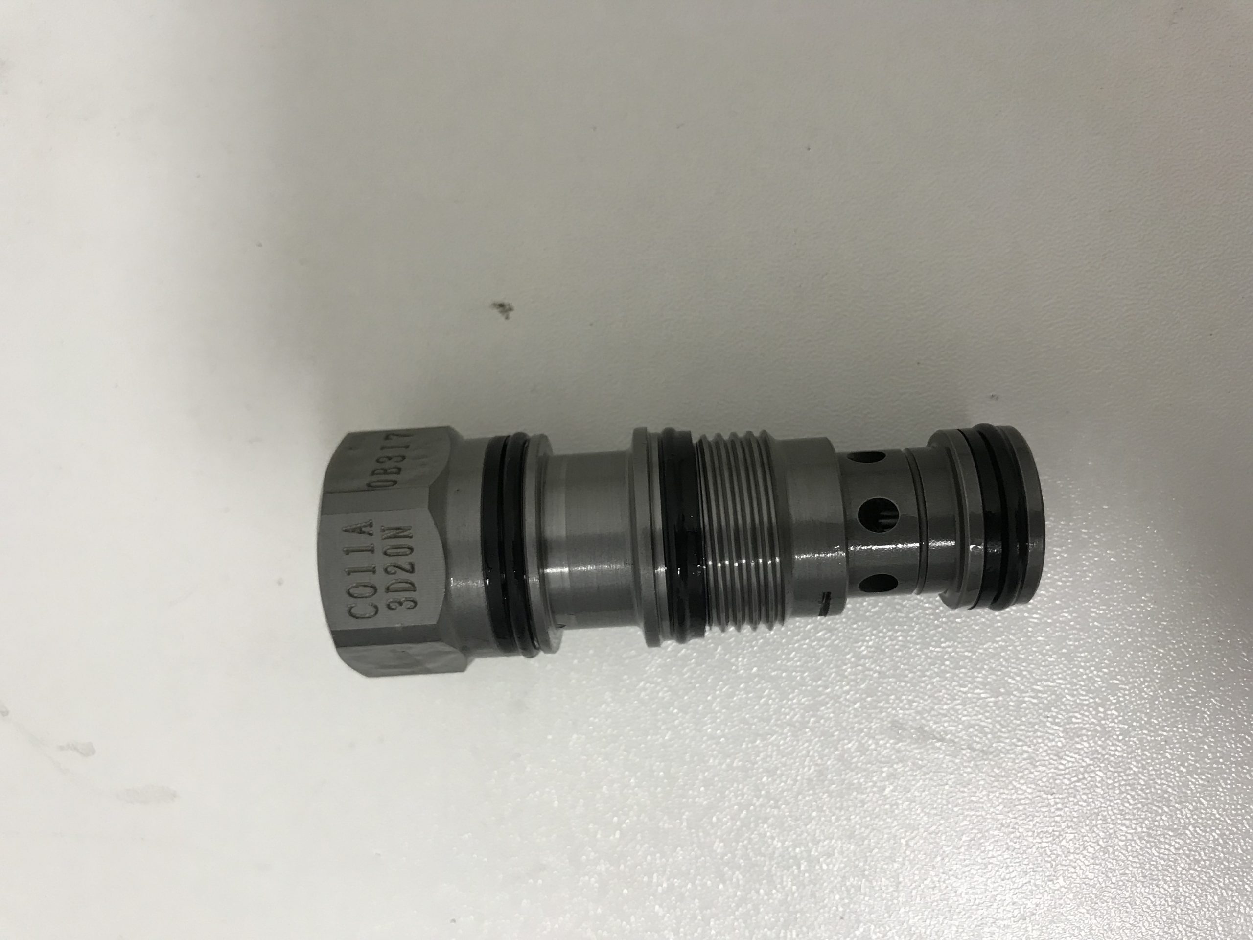 比例阀安装作业中,Rexroth比例阀油路清洁、接线与调试的核对要点配图