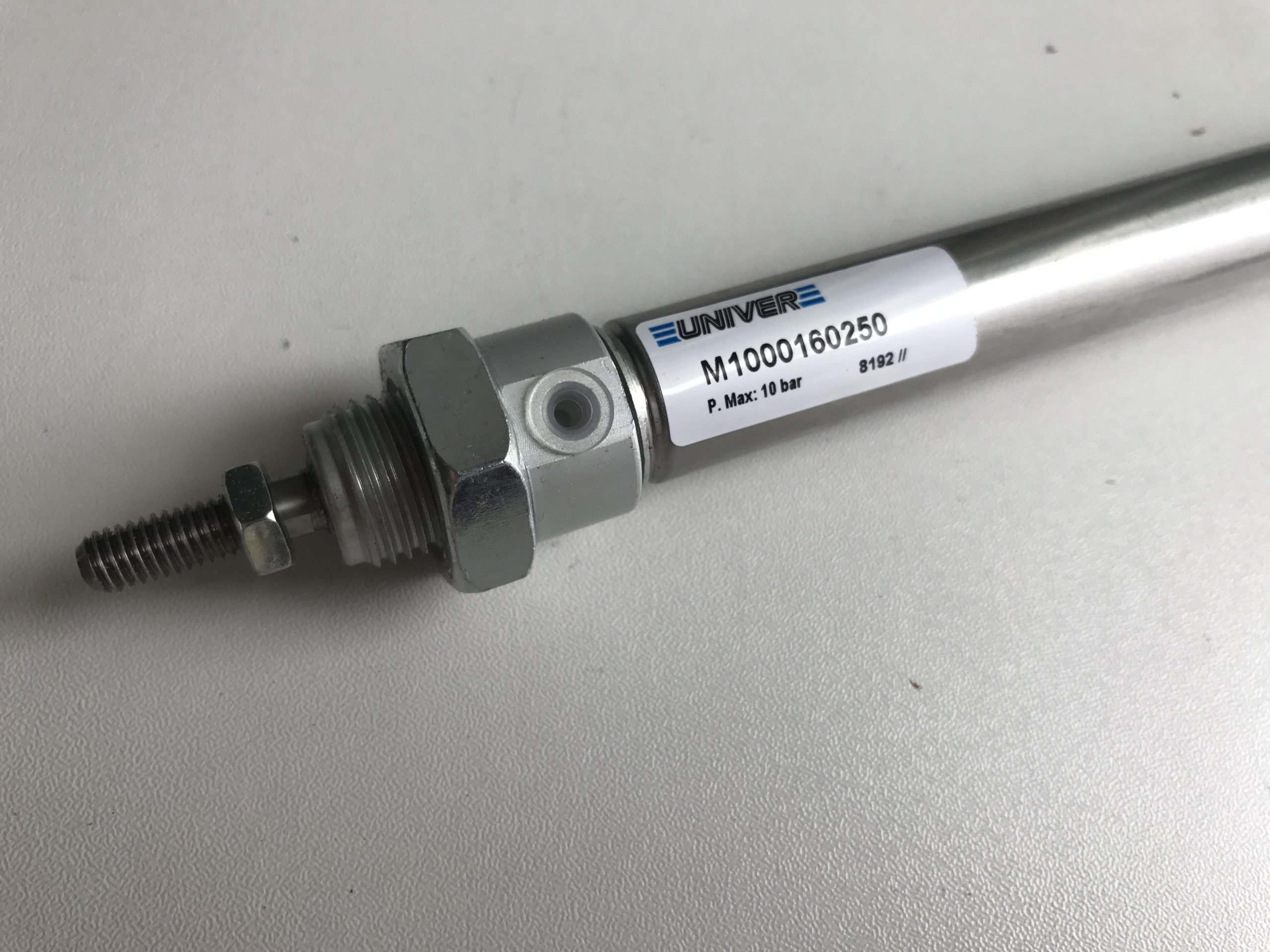安装博世液压油泵叶片泵,先核查吸油管路与联轴器配图